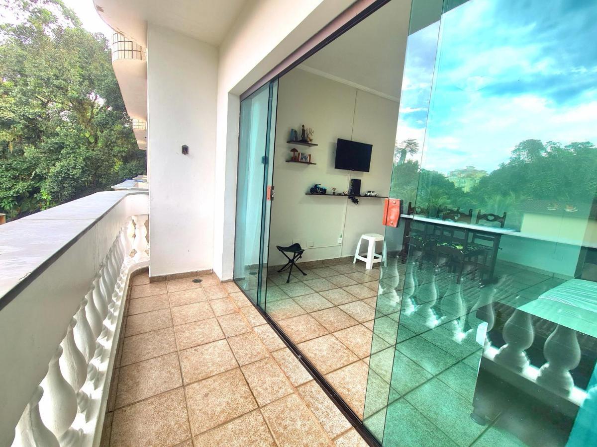 Com Piscina No Itagua Em Ubatuba